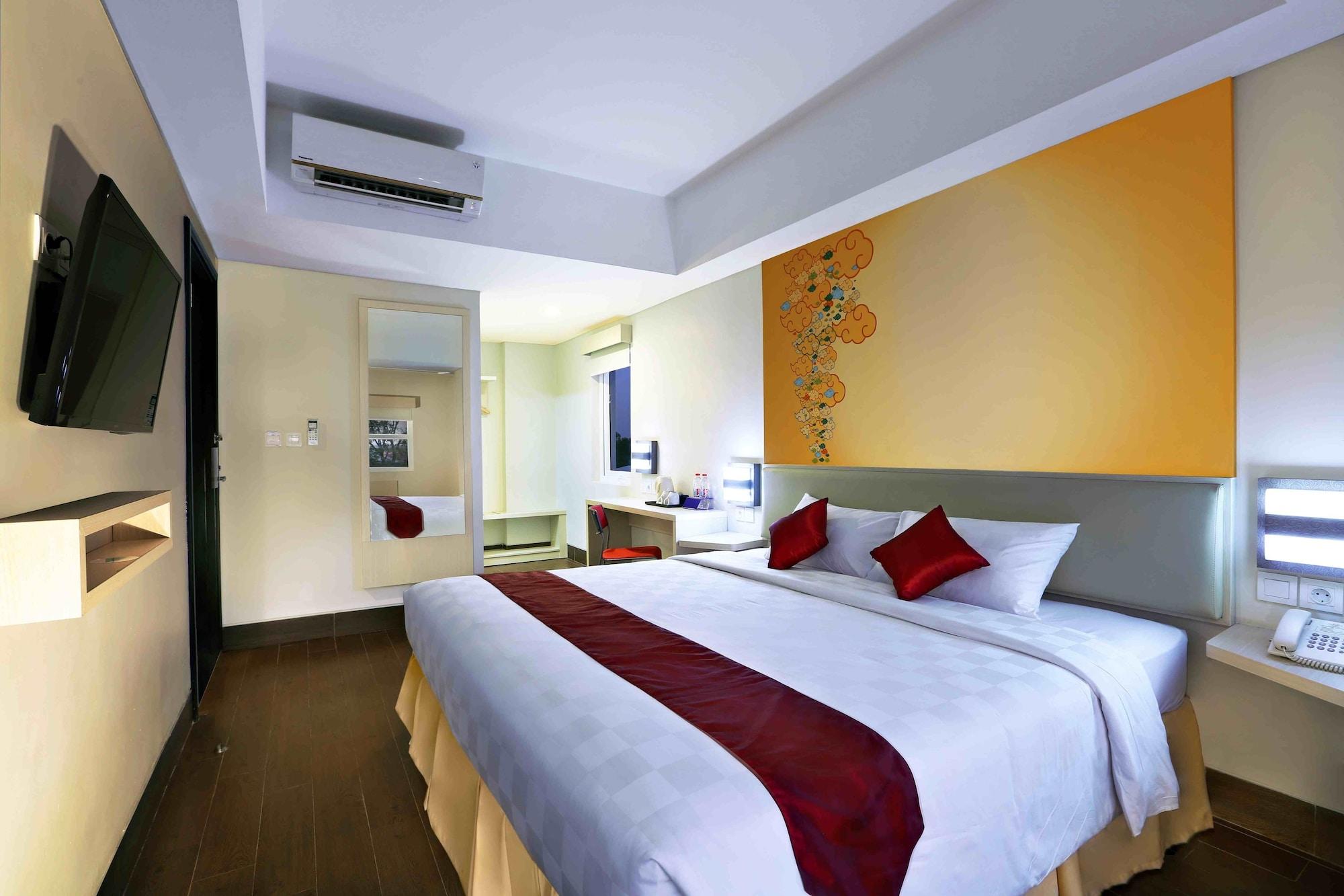 Cordela Hotel Сиребон Екстериор снимка