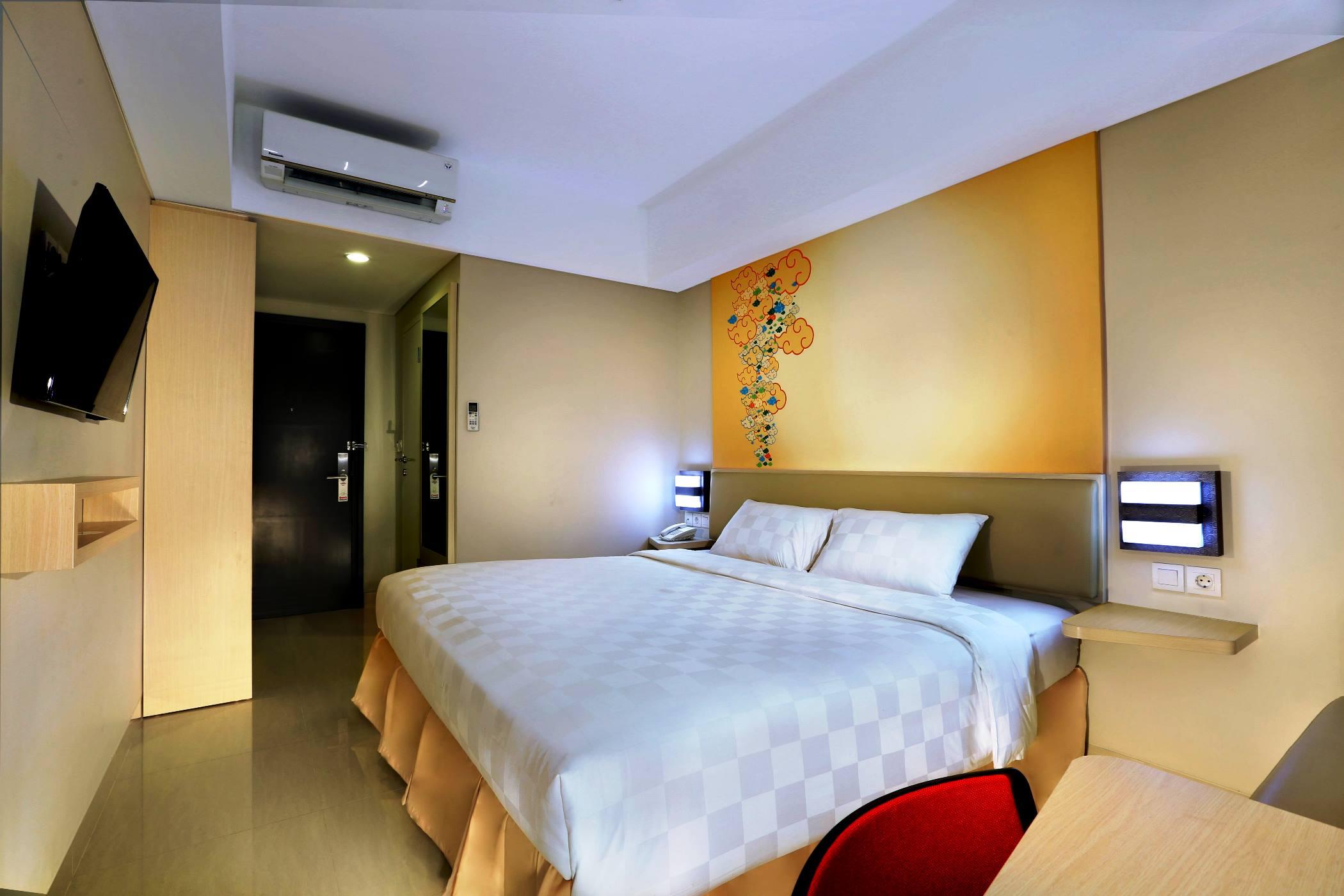 Cordela Hotel Сиребон Екстериор снимка