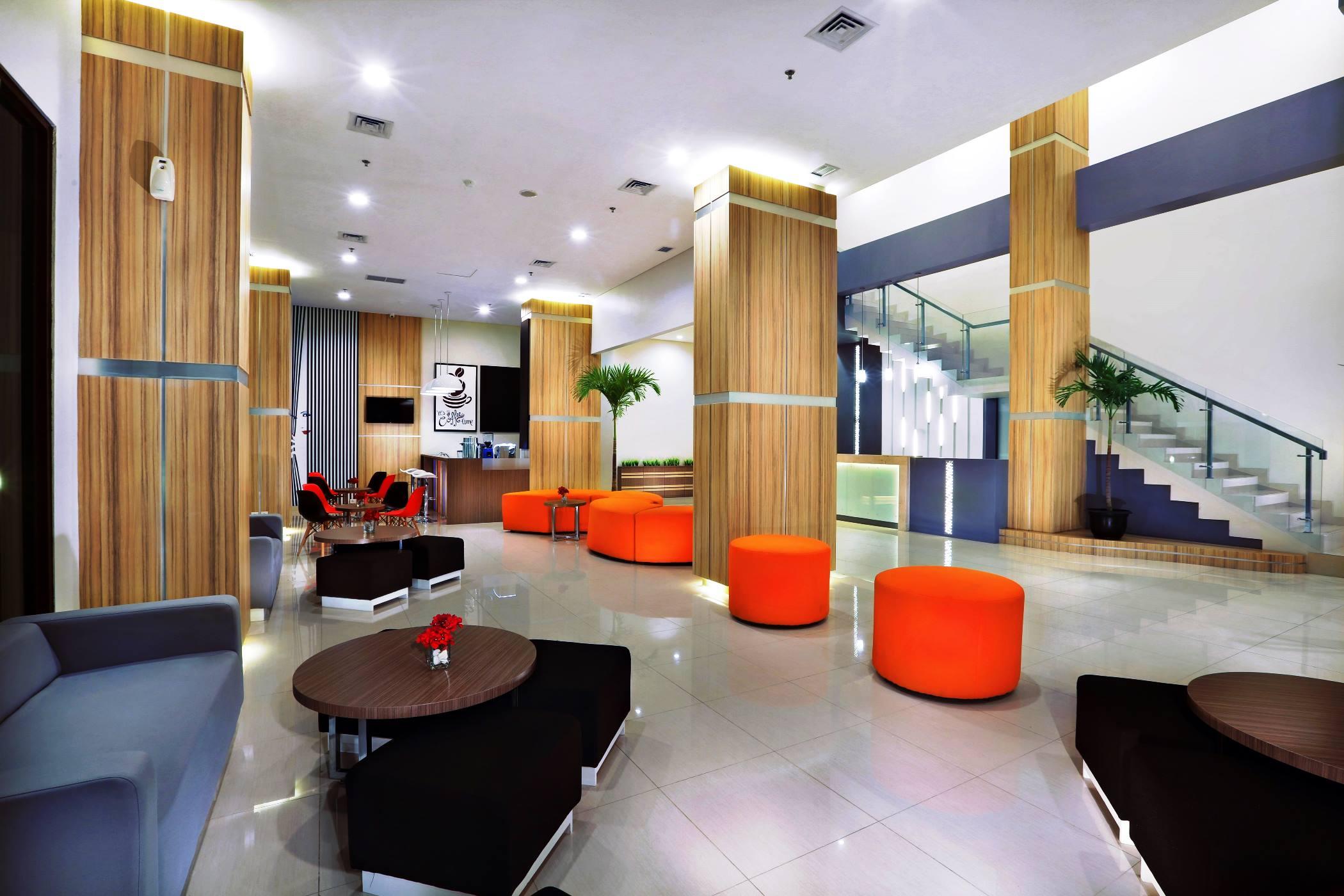 Cordela Hotel Сиребон Екстериор снимка