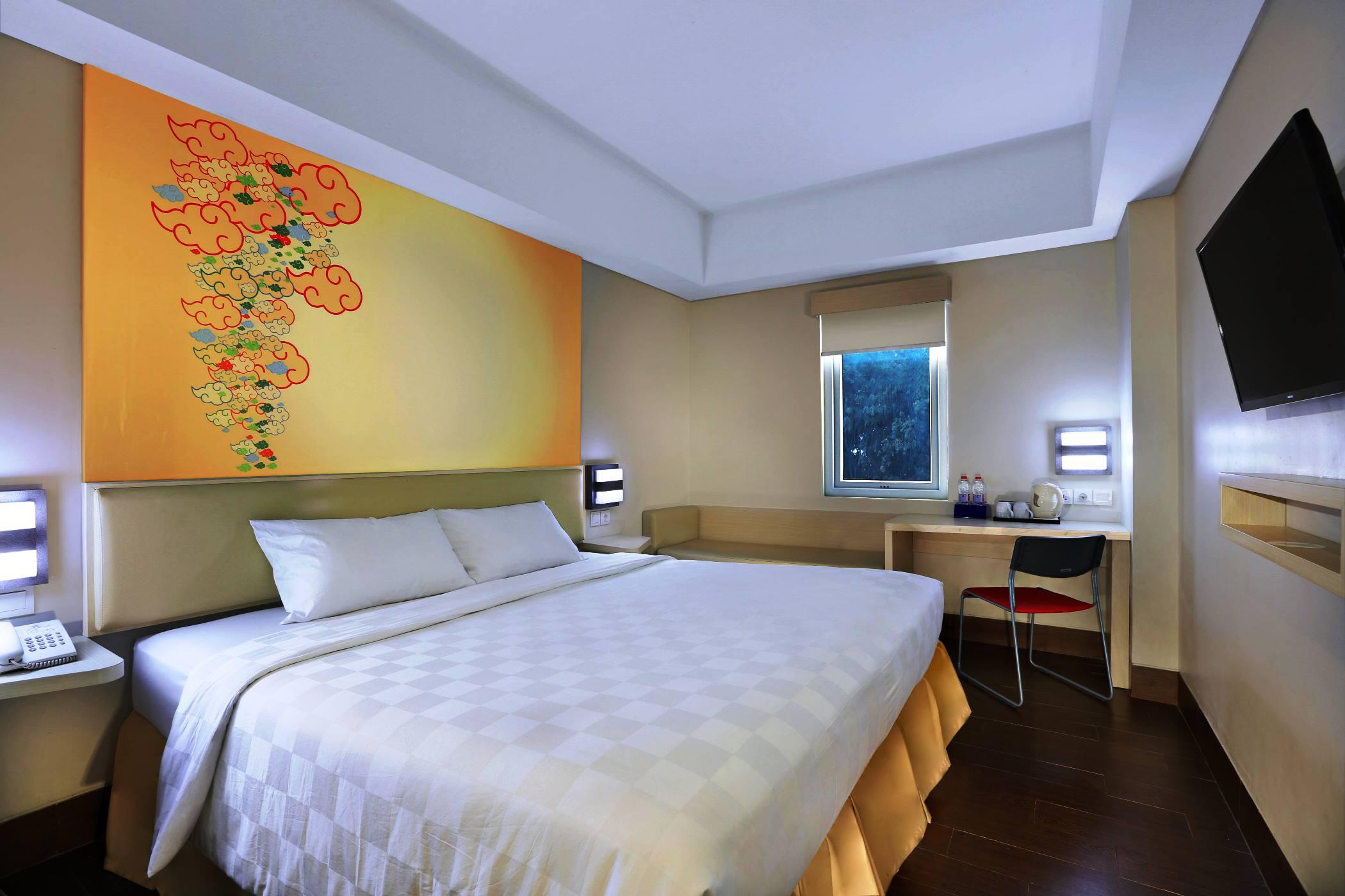 Cordela Hotel Сиребон Екстериор снимка