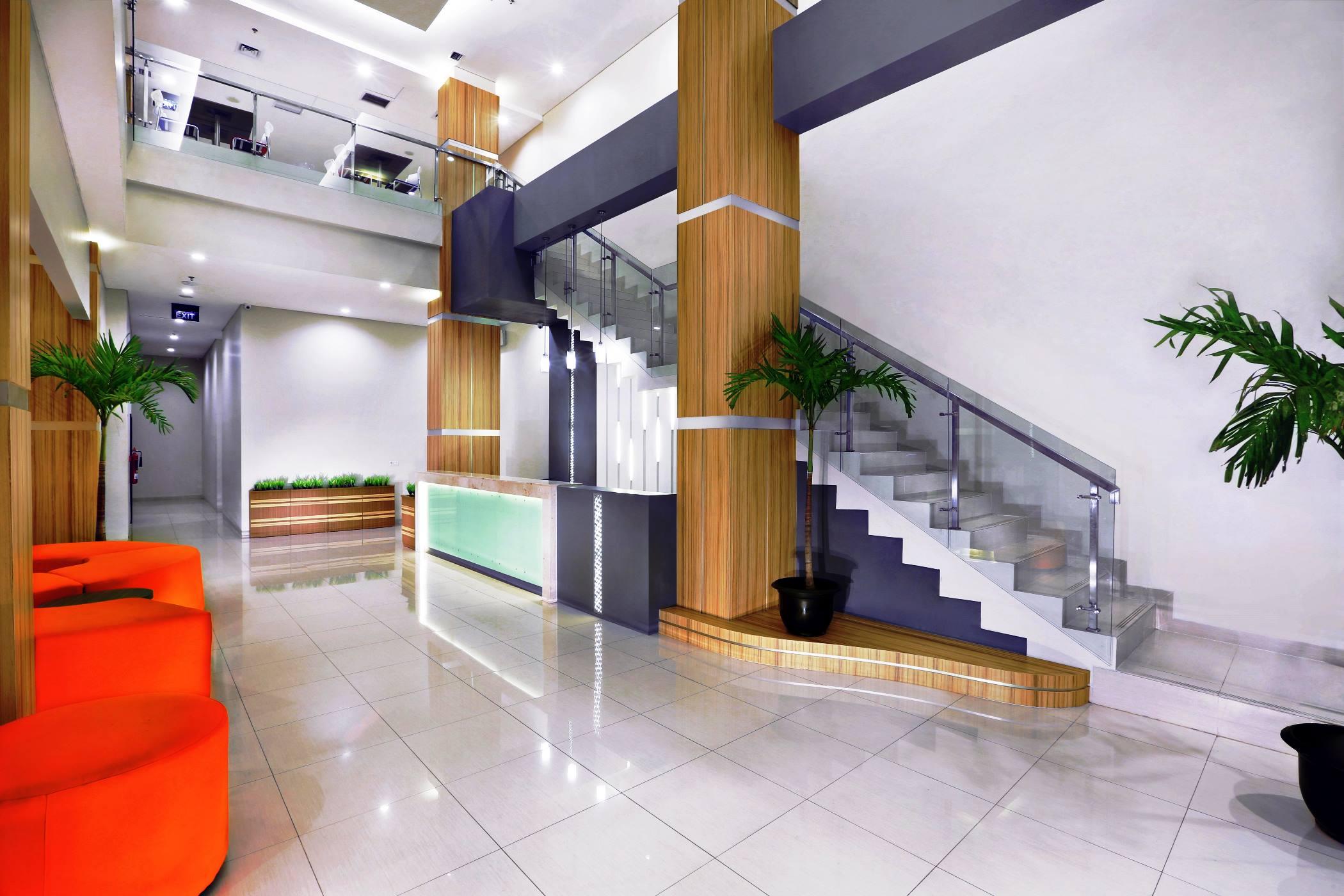 Cordela Hotel Сиребон Екстериор снимка